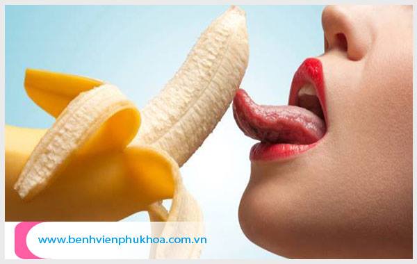 Giang mai ở miệng và lưỡi thường do quan hệ bằng miệng gây ra
